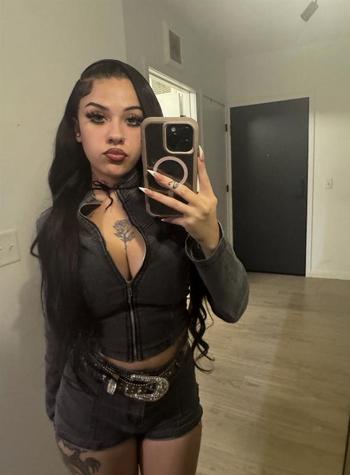 951-231-0115, 25  female escort, Lexington