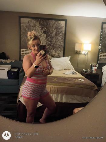 Anna , 29  female escort, Lexington