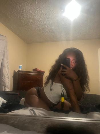 angelsins, 23  female escort, Lexington